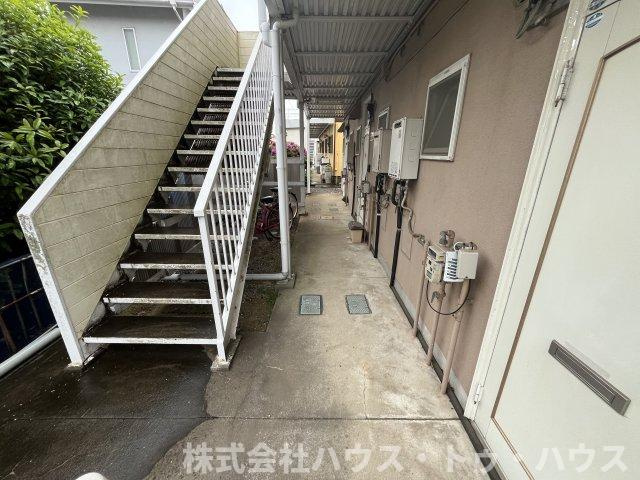 ワンダーヒル豊四季のエントランス