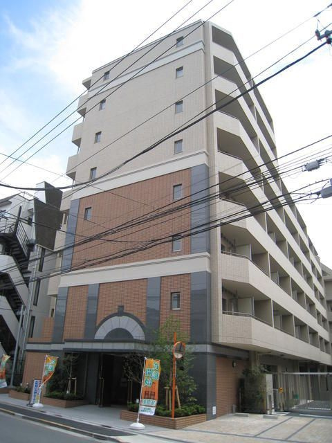 サンパレス駒込壱番館の外観