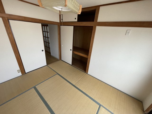 メゾン高千穂の和室