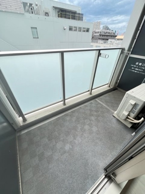 【バルコニー】 | クロスレジデンス飯田橋 | ※同一仕様写真