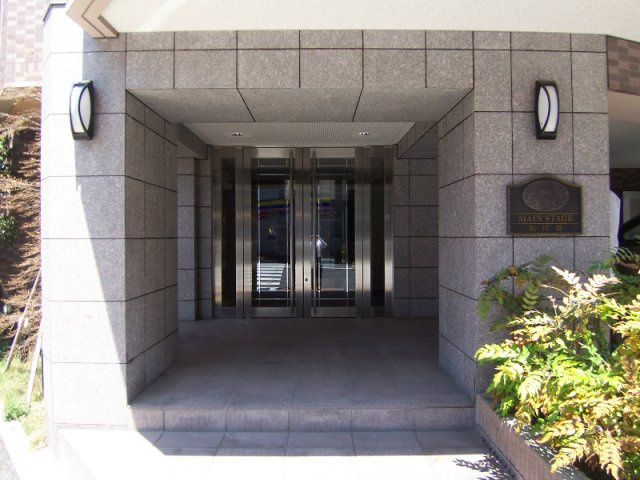 メインステージ飯田橋のエントランス