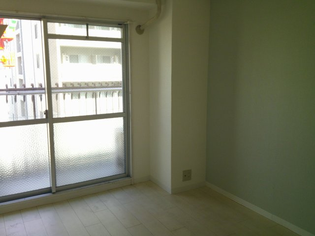 大阪市天王寺区上汐３丁目の賃貸マンションの内装