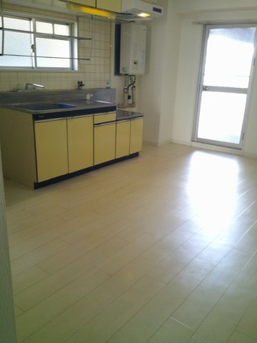 大阪市天王寺区上汐３丁目の賃貸マンションのキッチン