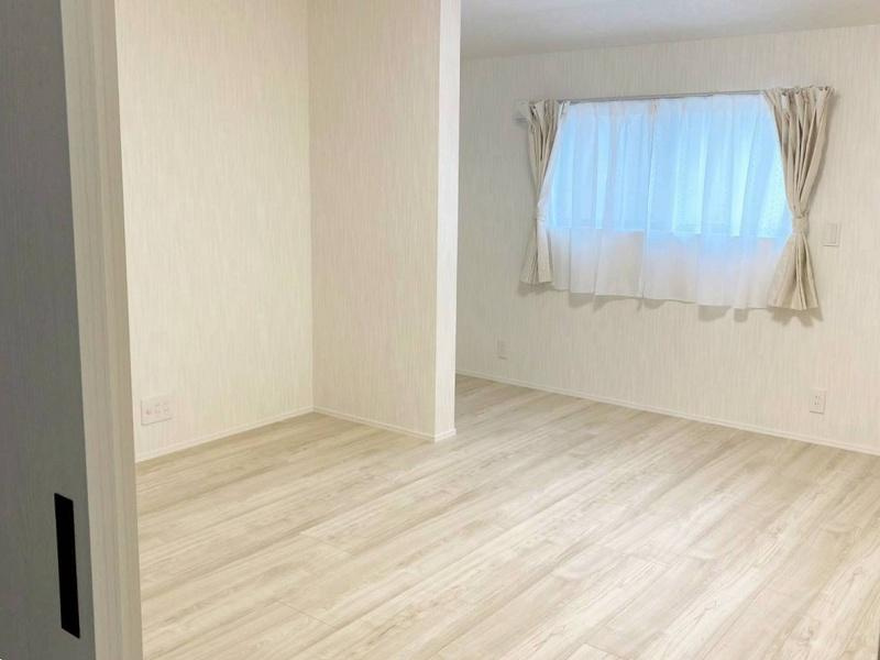 高知市潮新町1丁目　中古戸建ての洋室