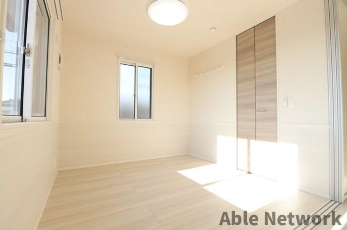 コージーコート・エーデルの洋室