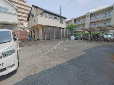 【駐車場】 | ランパーツ芝久保