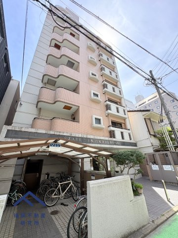 ステイツ天神東の外観