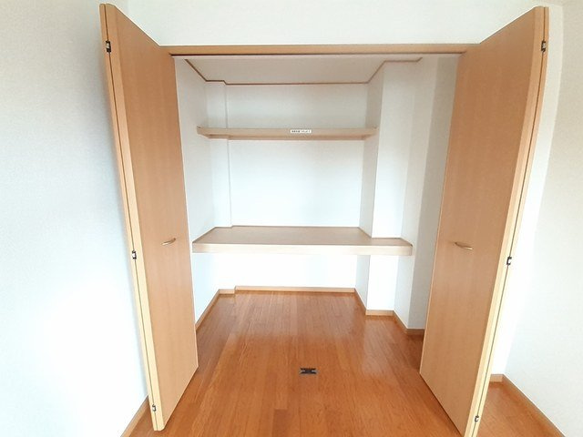 プルミエール・クラスⅢＢの収納|便利な収納スペースです。