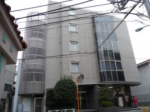 萩原ビルの外観