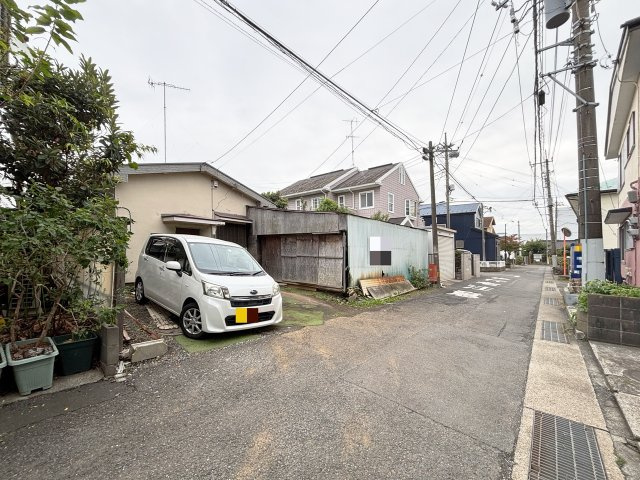 売土地　厚木市戸田の前面道路含む現地写真