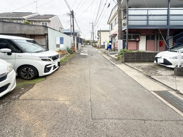 売土地　厚木市戸田の前面道路含む現地写真