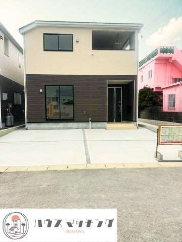 クレイドルガーデン宜野湾市上原 第２・２号棟の駐車場|並列２台駐車可能スペース付き！お気軽にお問い合わせください♪