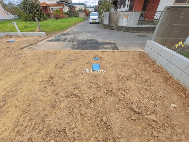 土浦市下高津3丁目　新築戸建　B号棟の前面道路含む現地写真