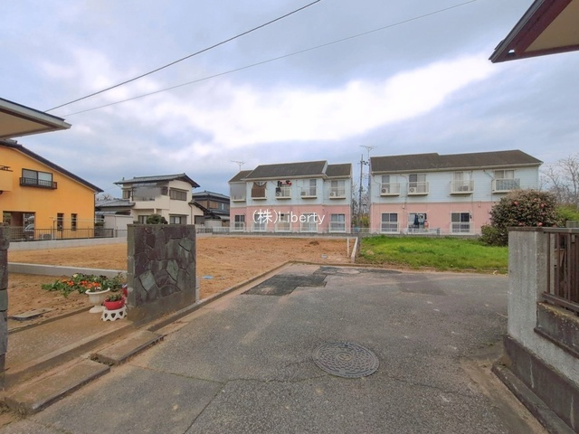 土浦市下高津3丁目　新築戸建　B号棟の前面道路含む現地写真