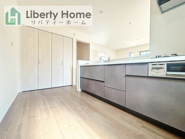 土浦市下高津3丁目　新築戸建　B号棟のキッチン|同形状・同仕様