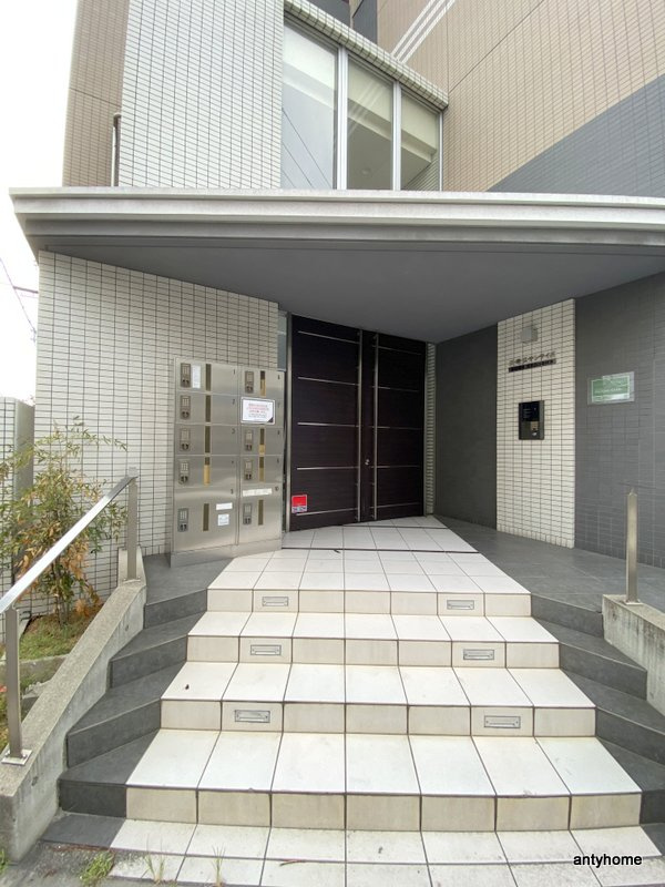 海老江サンライズ　仲介手数料無料のエントランス