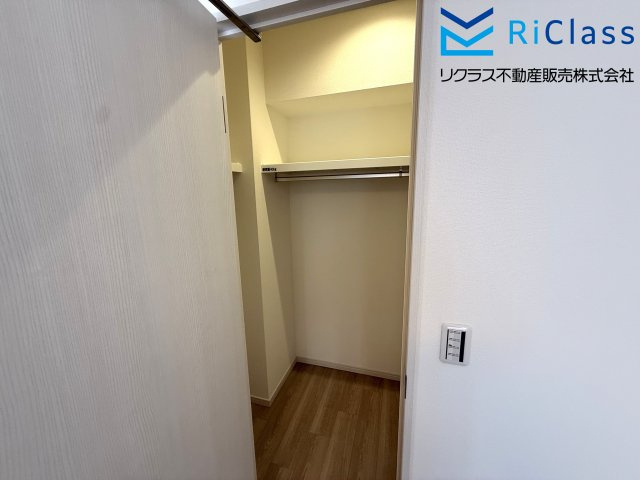 ワコーレハーバーコート神戸の収納|ウォークインクローゼットあります