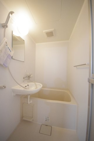 【浴室】