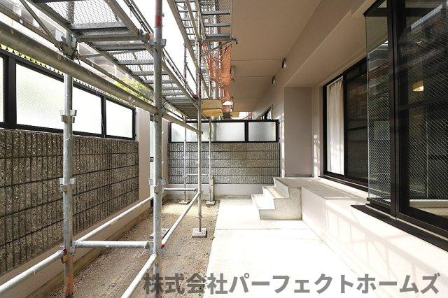 メゾンハリマックス楠葉の庭|お庭です