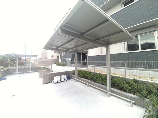 リヴェール的場のその他共用部分|駐車場です