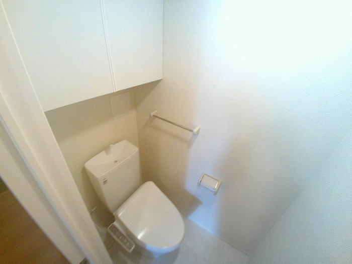 リヴェール的場のトイレ|シンプルで使いやすいトイレです