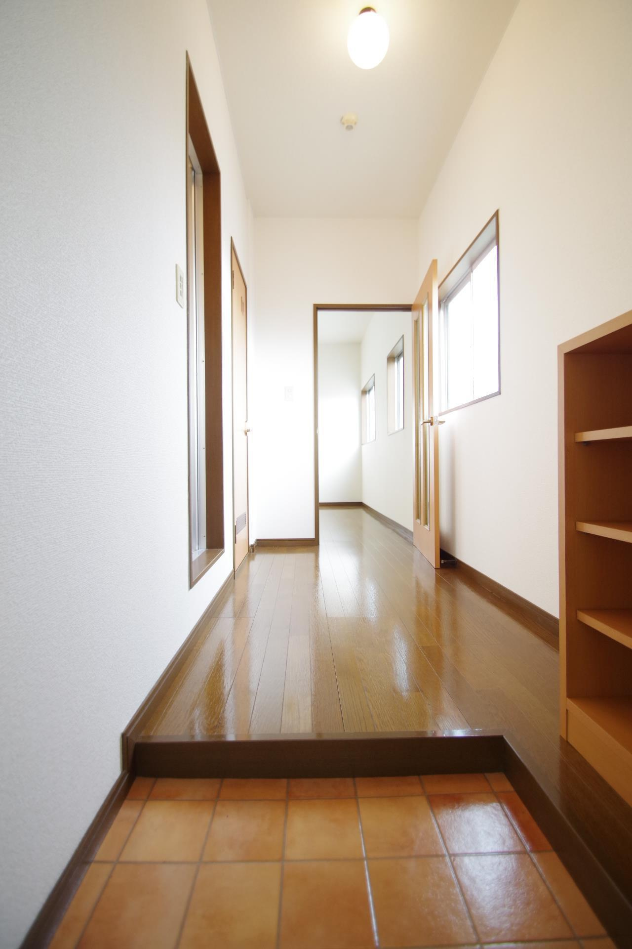 熊本市中央区新屋敷３丁目の賃貸マンションの玄関