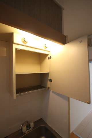 【その他】 | アメニティハイム | 吊戸棚