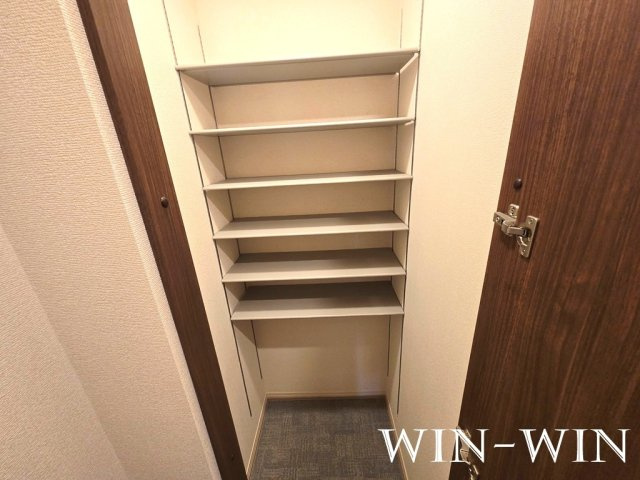 ファーム ヴィレッジ 三番館の玄関