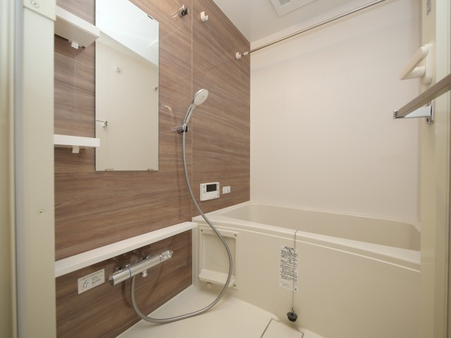 アーバングランデ新大阪の浴室