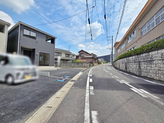 【前面道路含む現地写真】 | 東海市名和町第19　2号棟【仲介手数料0円】