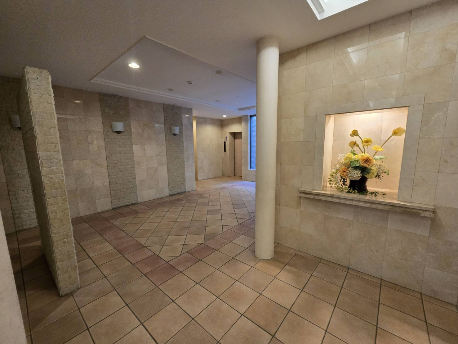 コスモ六本松シティフォルムのエントランス