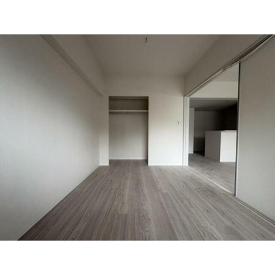 【寝室】 | グランフォルム上鷺