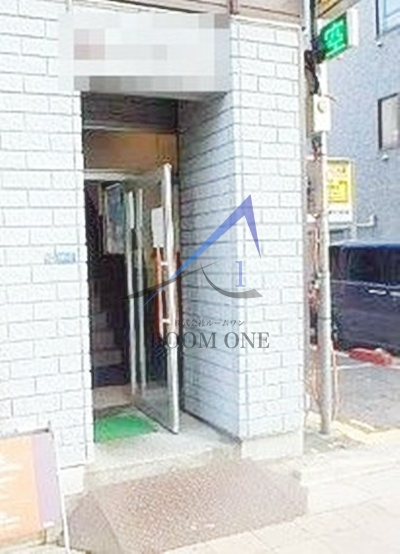 寿々川ビルのエントランス|エントランスです。