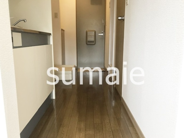 ライネスハイムのキッチン|キッチンスペース。※反転タイプです