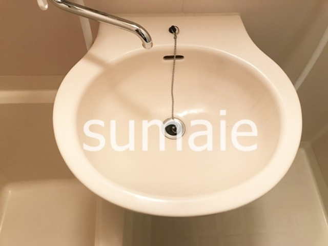 ライネスハイムの洗面所|洗面ボウル。