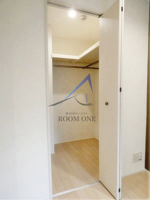 スカラーレ牛込の収納|ウォークインクローゼットです。