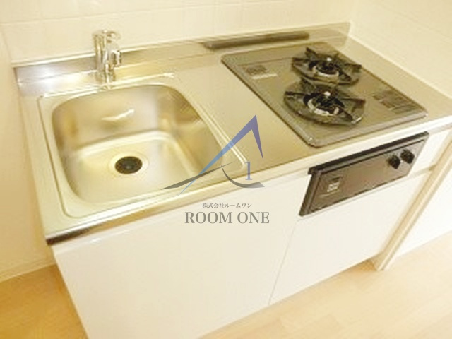 ＲＩＳＥ ＮＡＫＡＮＯＳＨＩＮＢＡＳＨＩのキッチン|キッチンです。