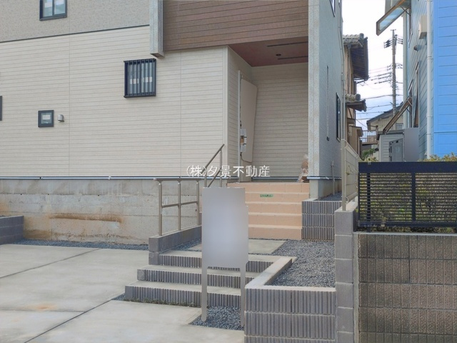 《仲介手数料無料》上尾市大字小泉379-39新築一戸建てブルーミングガーデン