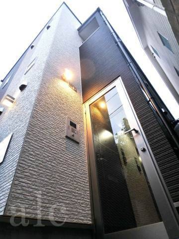 パークレジナス中野のセキュリティ|オートロックエントランス