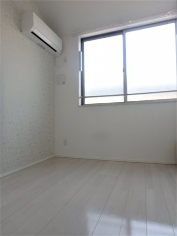 パークレジナス中野の居間・リビング