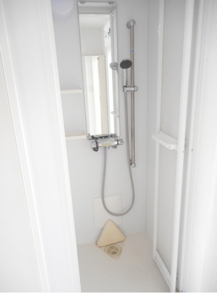 パークレジナス中野の浴室|お手入れが楽で人気のシャワールームタイプ