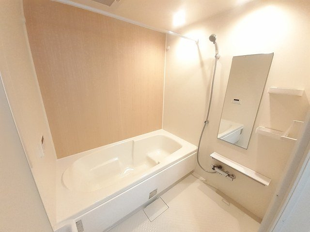 コージー　フラットⅠの浴室|浴室乾燥機付き、追い焚き機能浴室です。