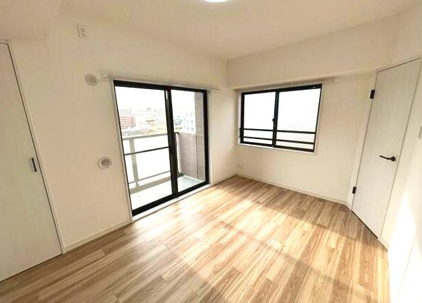 レクセルマンション南行徳　6階　角　部屋　リ　フォーム済の洋室