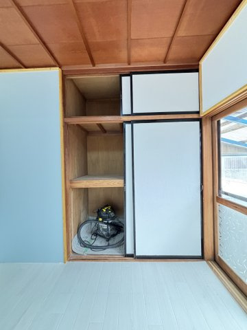 両三柳K貸家の収納