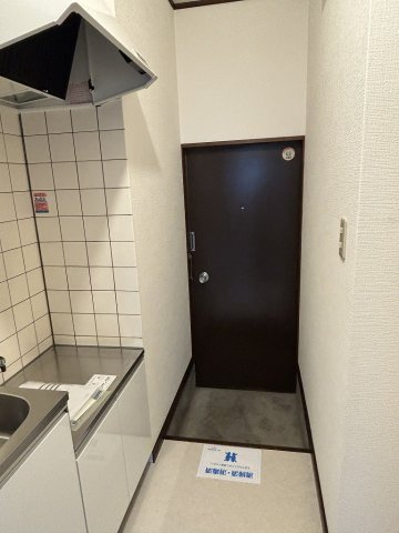 【玄関】 | コーポイズミ