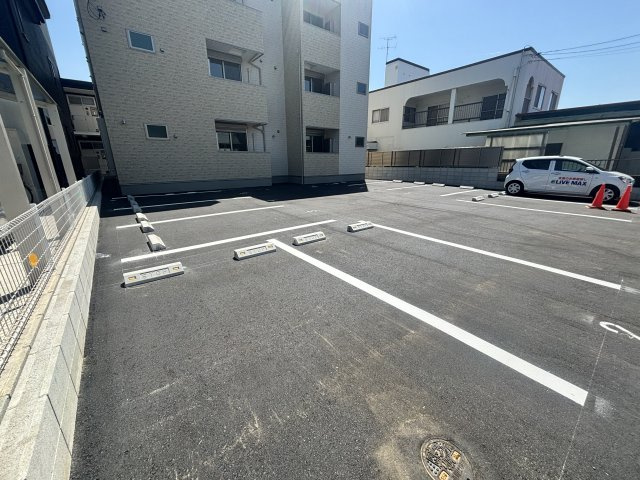 【駐車場】REGALEST 新福 