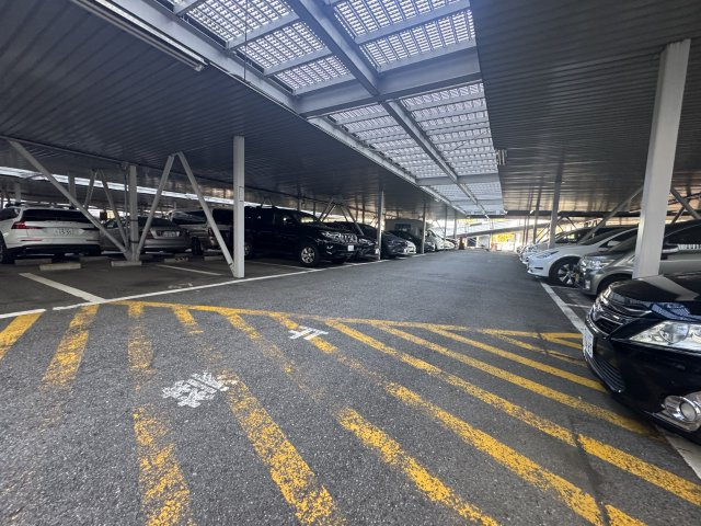 木場サニータウンの駐車場|敷地内駐車場です♪月額18,000円～20,000円