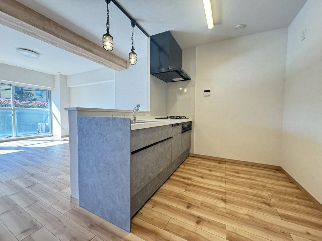 木場サニータウンのキッチン|開放感溢れるカウンターキッチンです♪