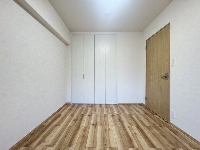 木場サニータウンの洋室|5.8畳の洋室です♪クローゼット付きです♪