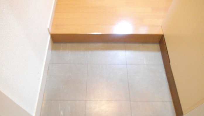 ヴェルメゾン赤羽の玄関